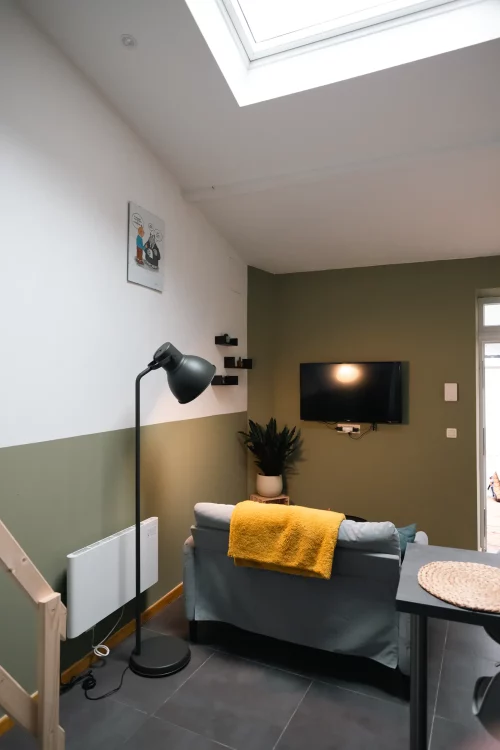 86f64d5f-696e-414c-9149-a681a1a7fc90